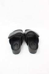 Moochi - Chunky Velcro Slides