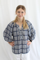 Zoe Kratzmann - Puff Sleeve Blouse