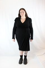 Annah. S - Embossed Midi Dress