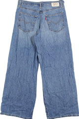 Levis - Straight Jeans