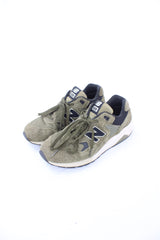 New Balance 580 Suede Sneakers