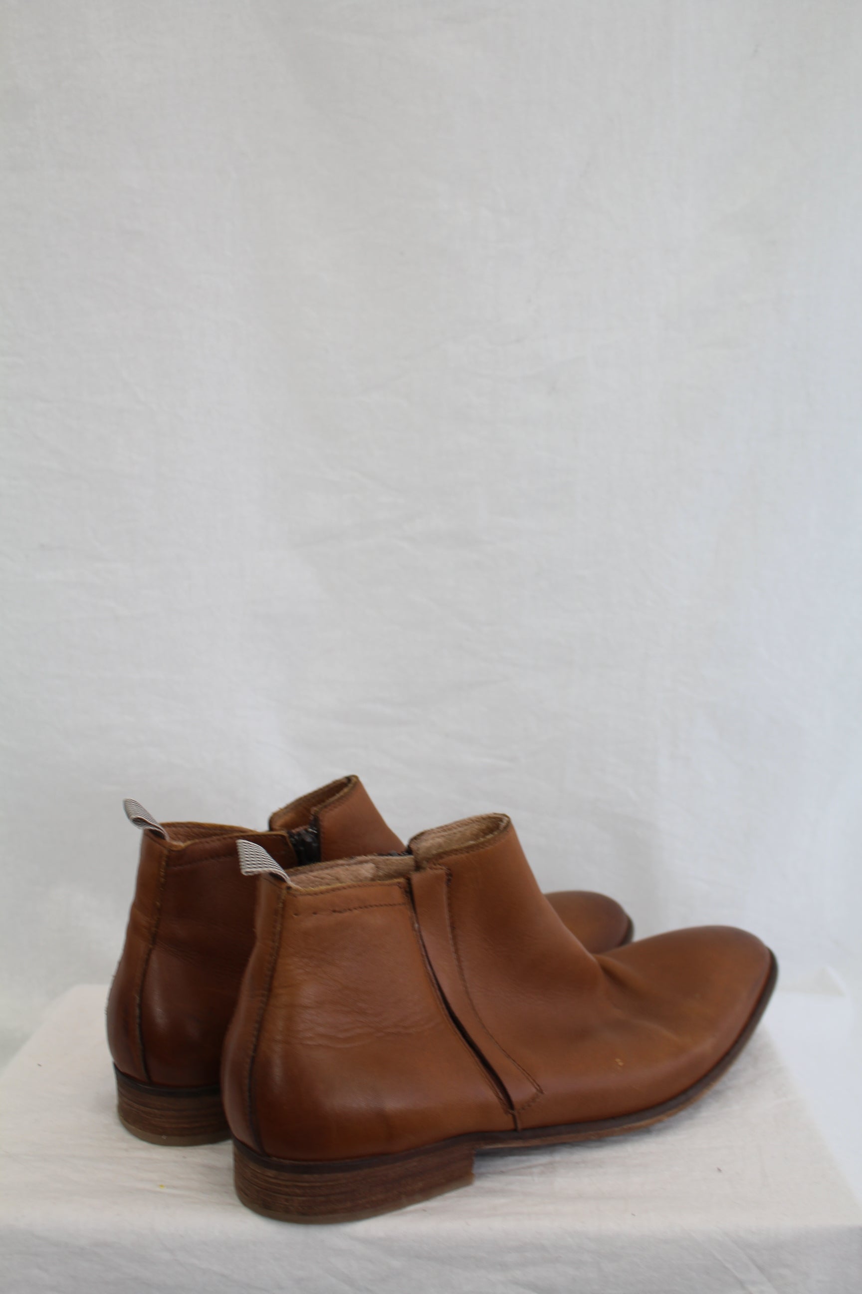 Arturo - Leather Ankle Boot