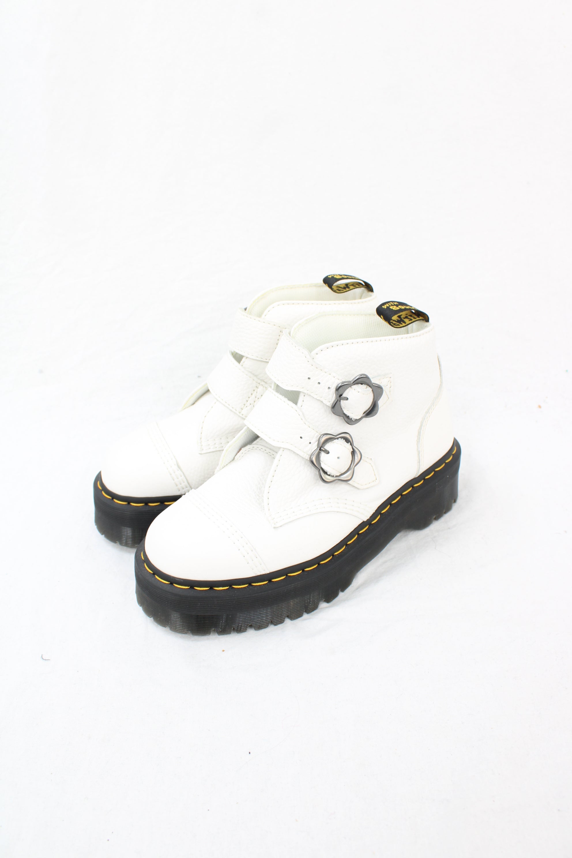 Doc Martens - Devon Flower Quad Boots