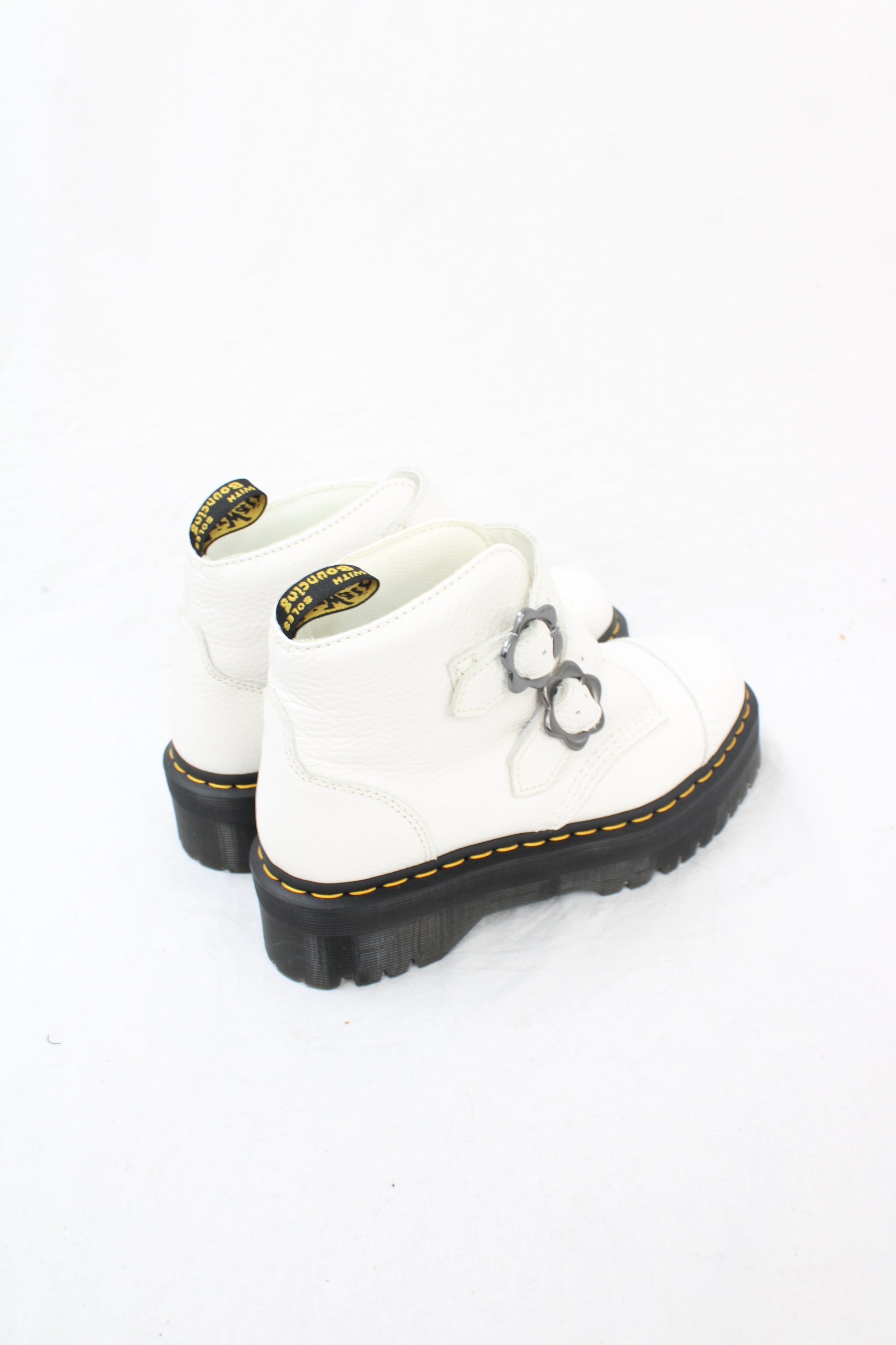 Doc Martens - Devon Flower Quad Boots