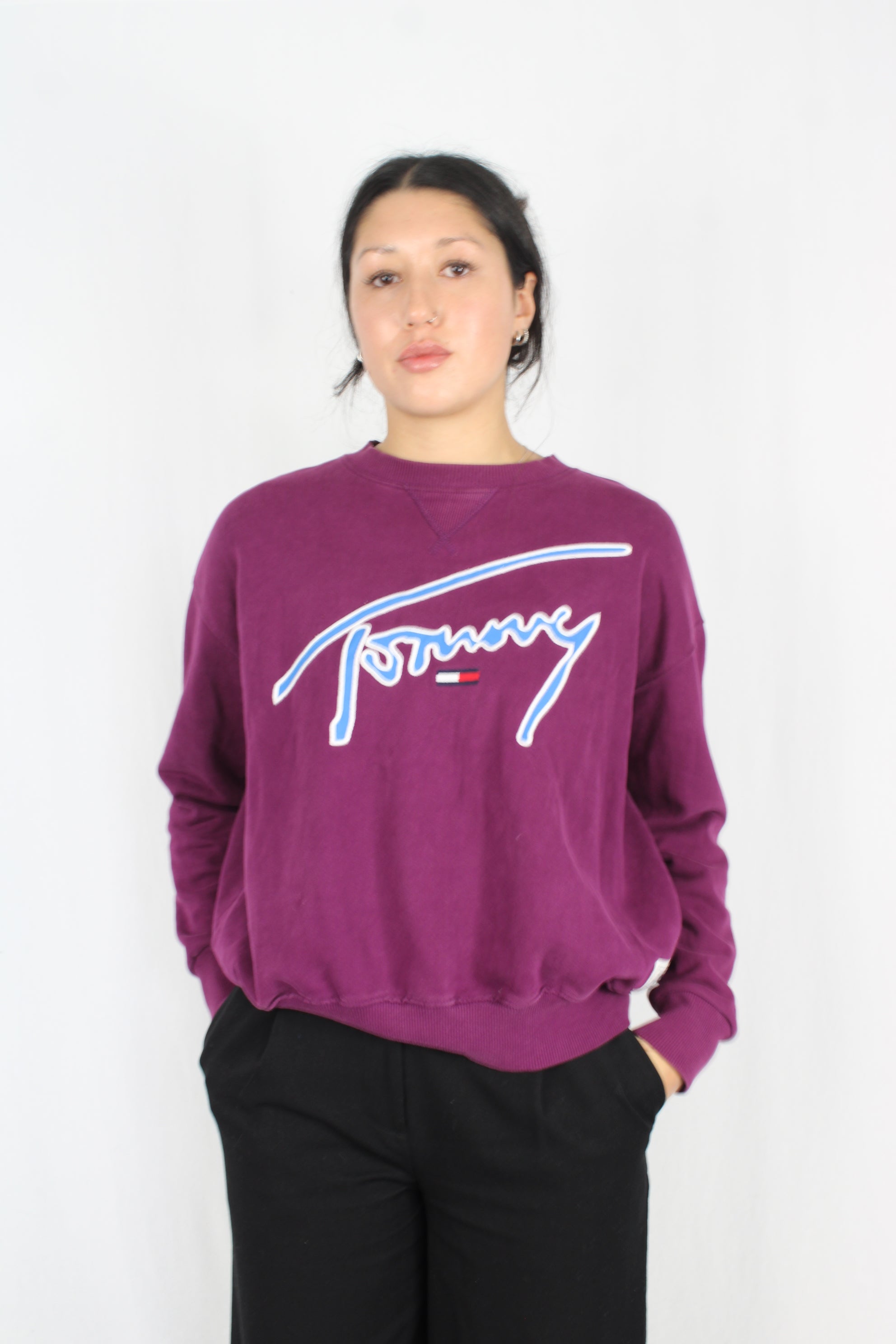 Tommy Jeans - Burgundy Logo Crewneck