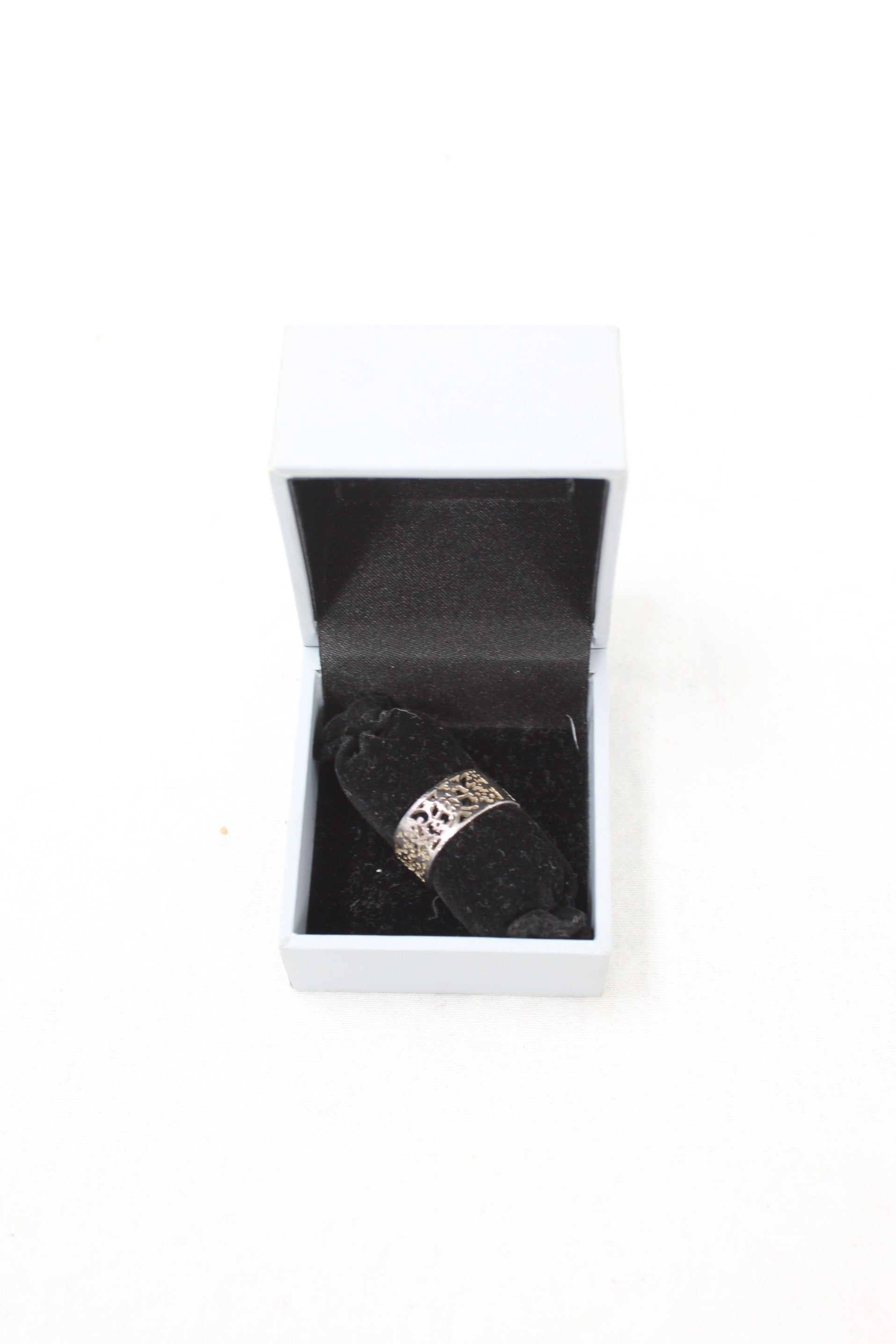 Karen Walker - Filigree Band