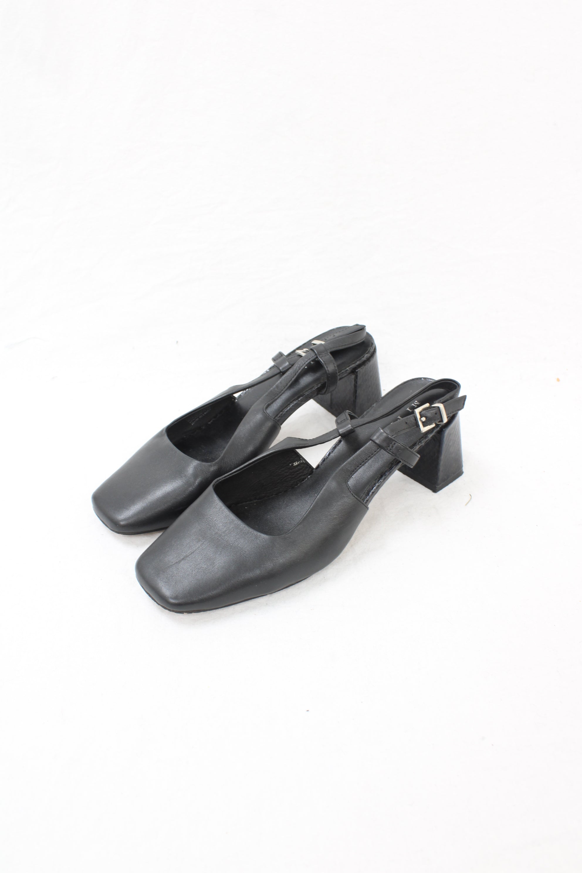 Mi Piaci - Slingback Leather Heels