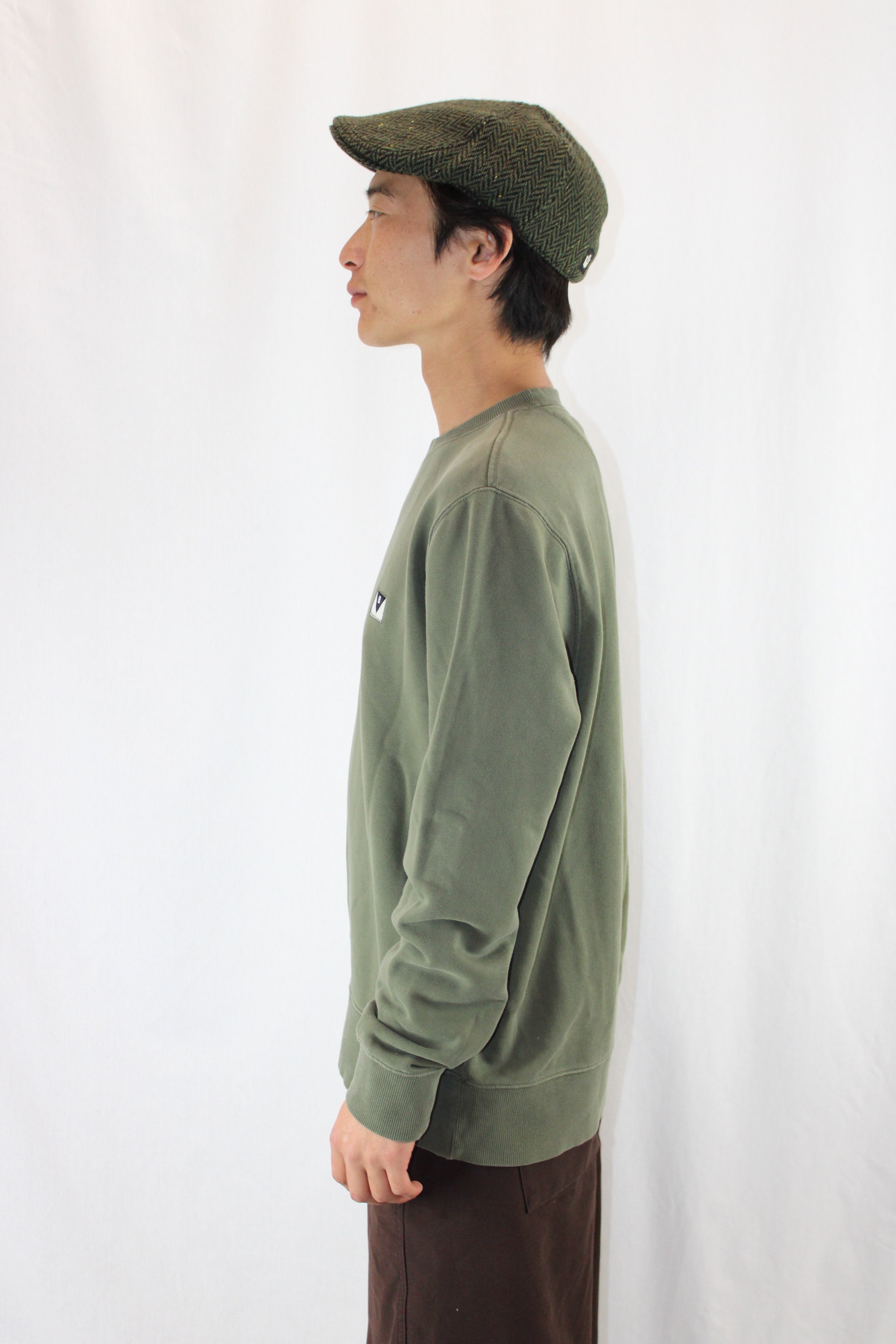 Barkers - Minimal Crewneck Sweatshirt