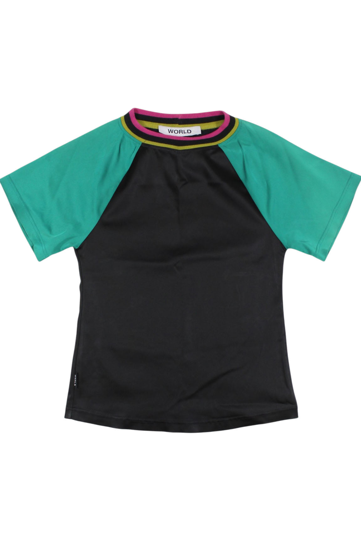 World - T Shirt