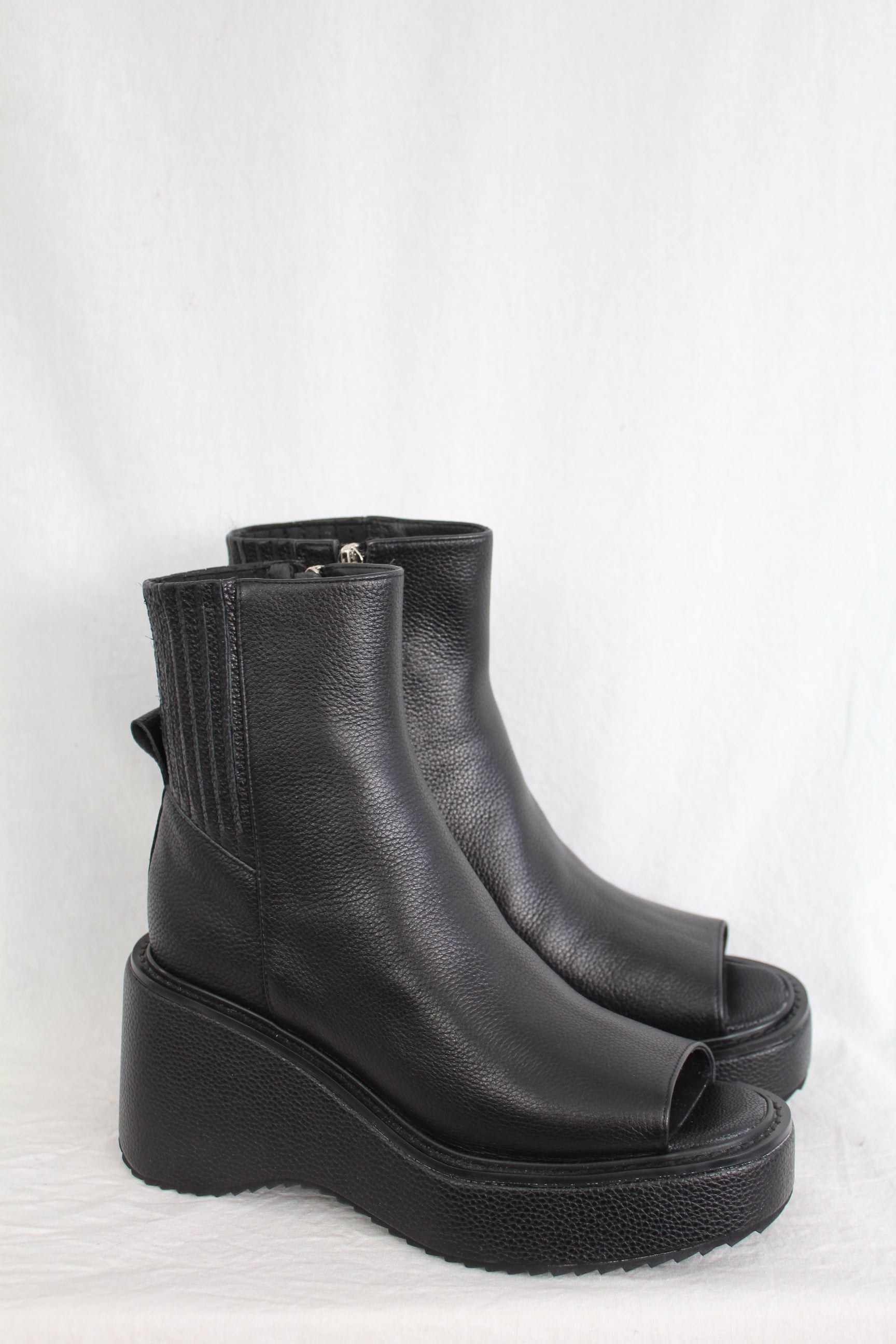 Minx - Meghan Platform