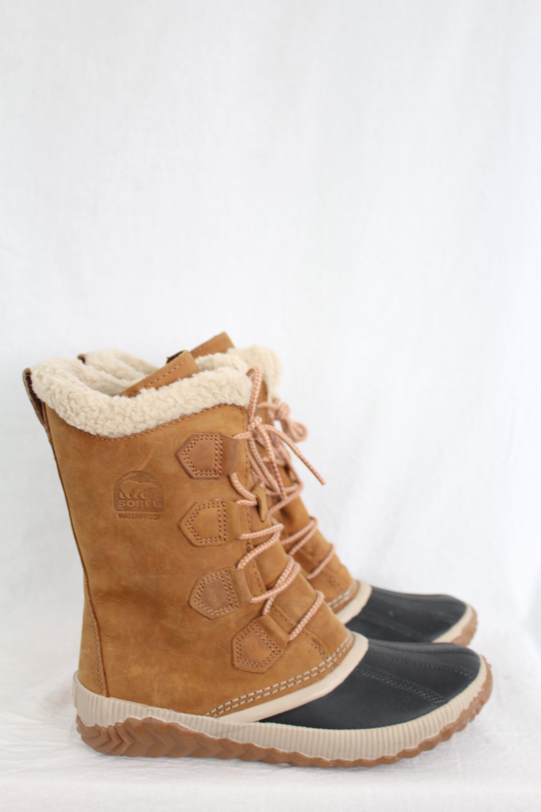 Sorel - Suede Snowboot