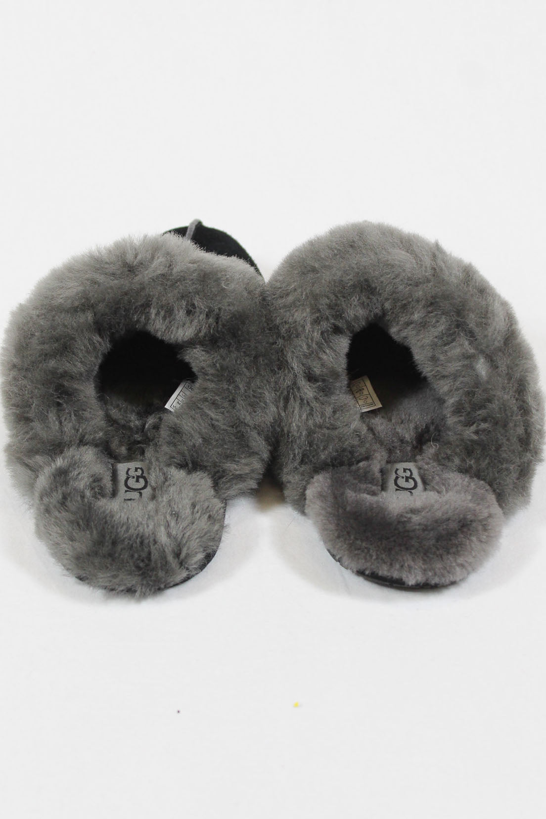 UGG - Slip Ons