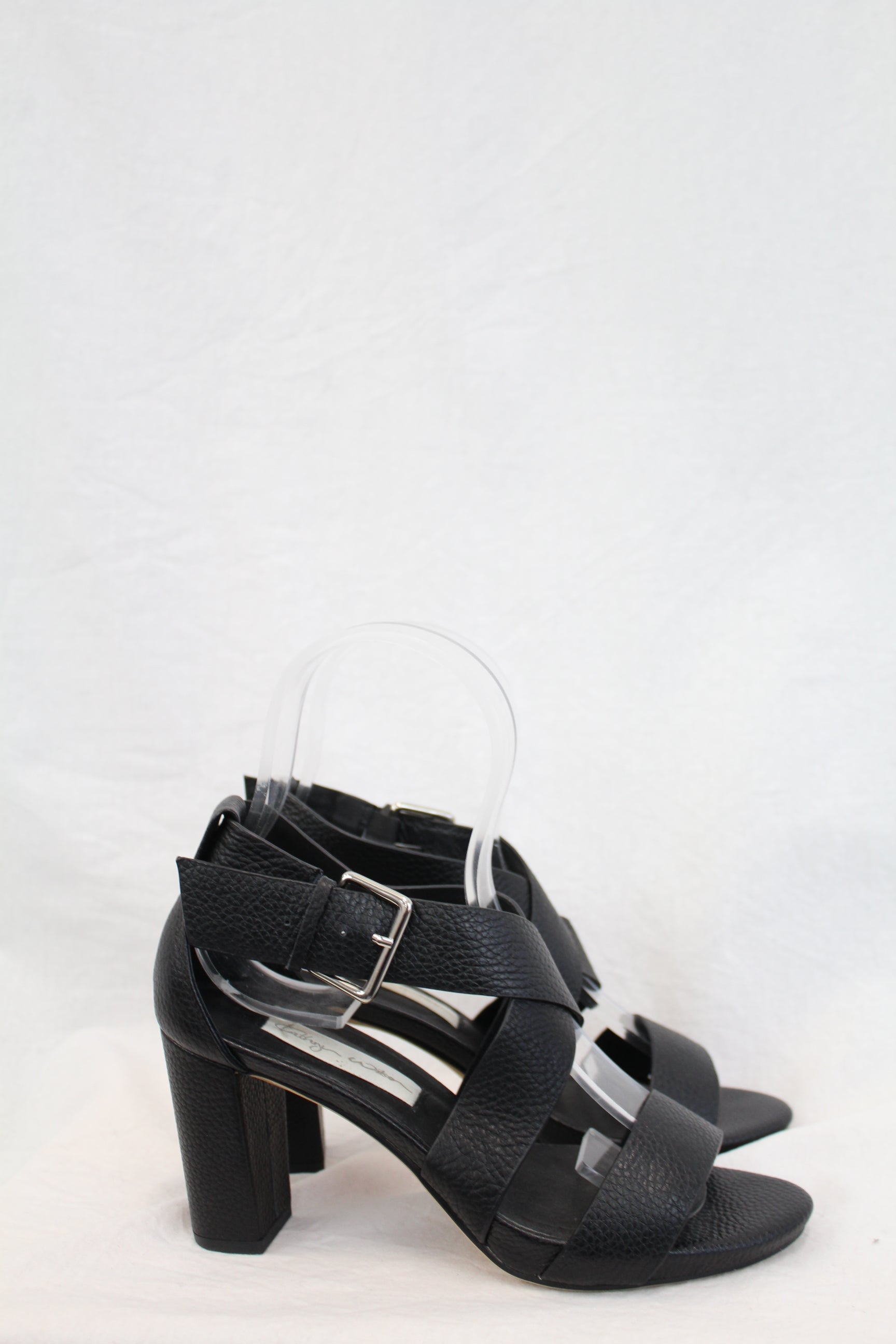 Kathryn Wilson - Pebbled Leather Heel