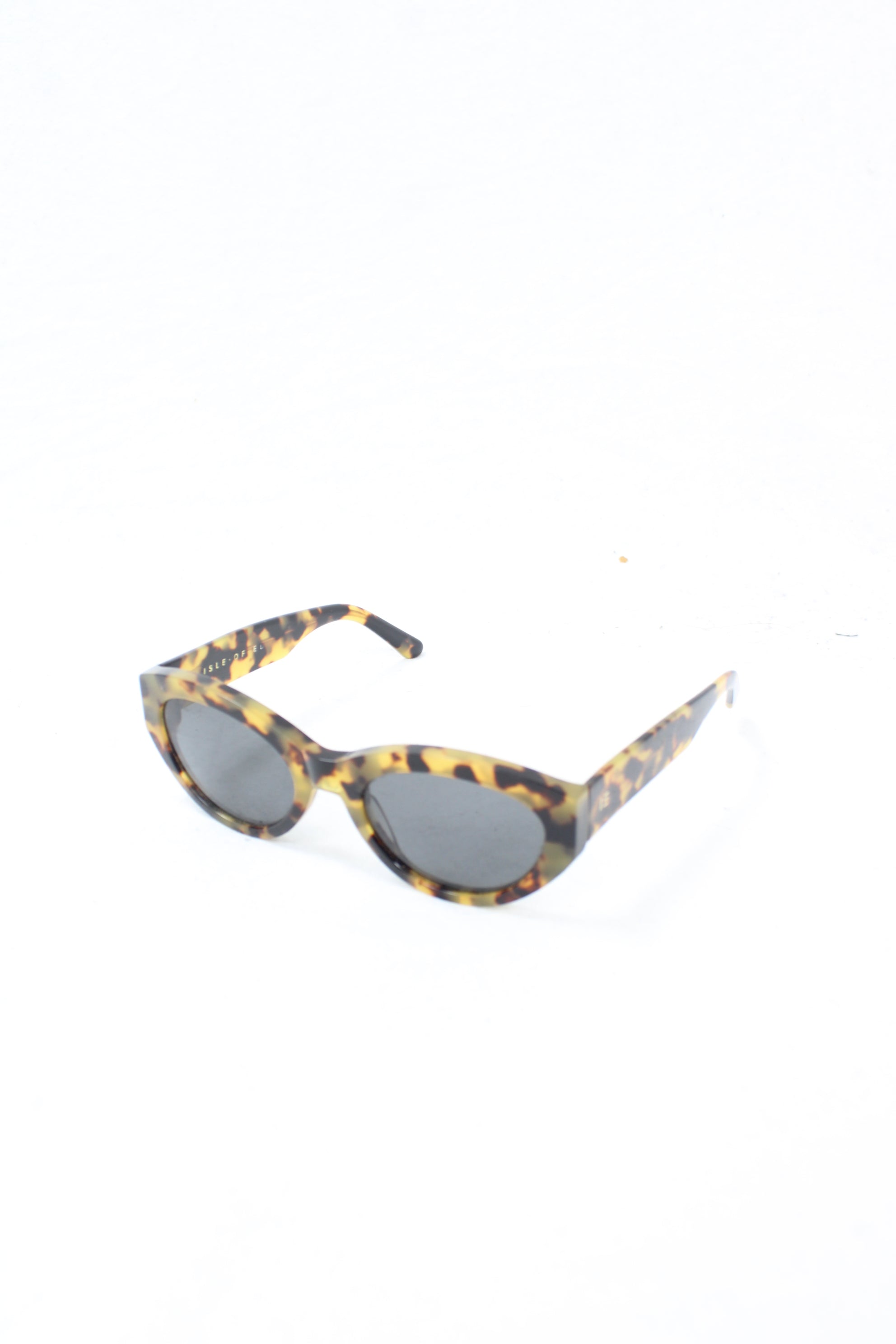 Isle of Eden - Felina Tort Sunglasses