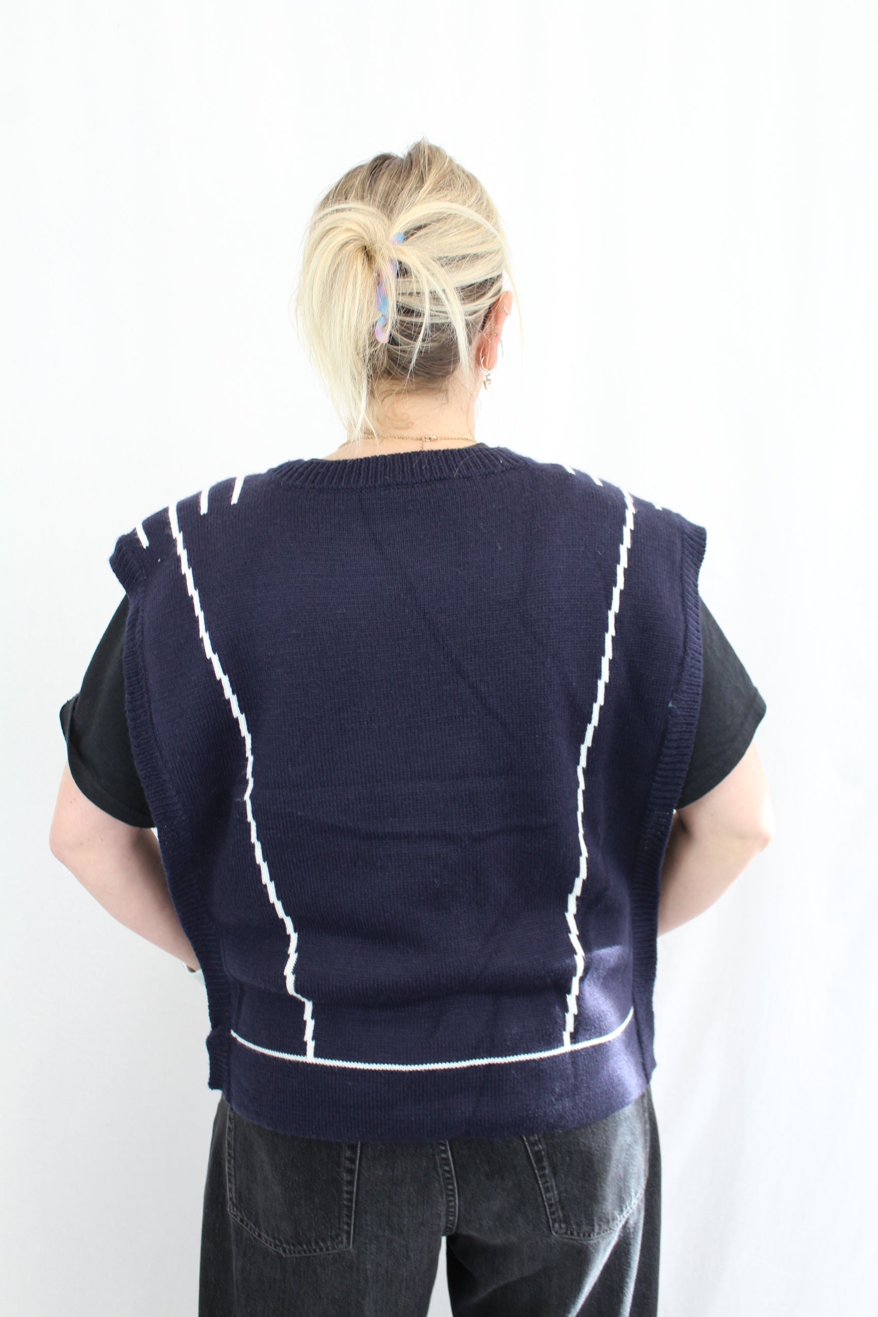 Recycle Boutique - Pullover Vest