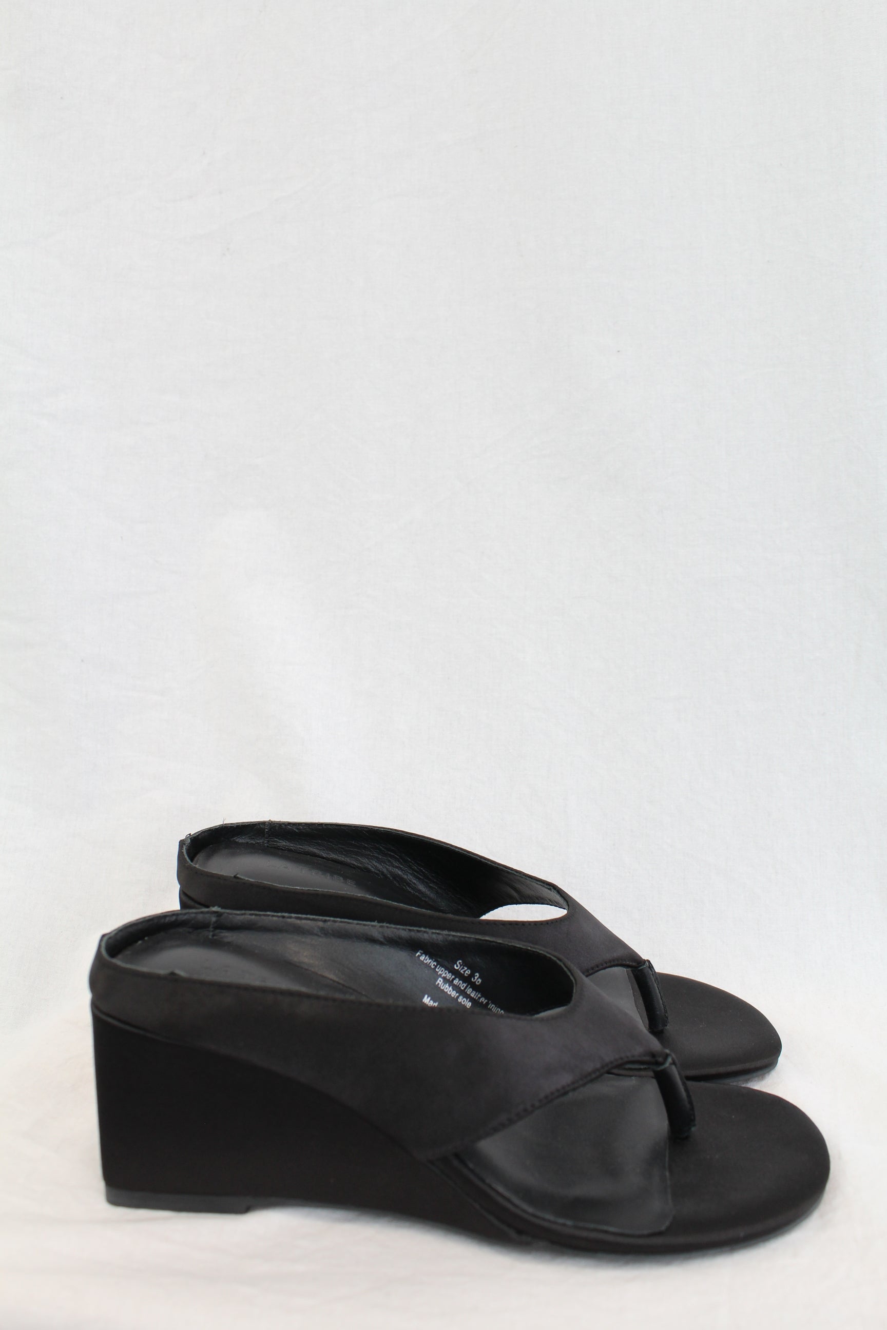 La Tribe - Satin Wedged Sandal