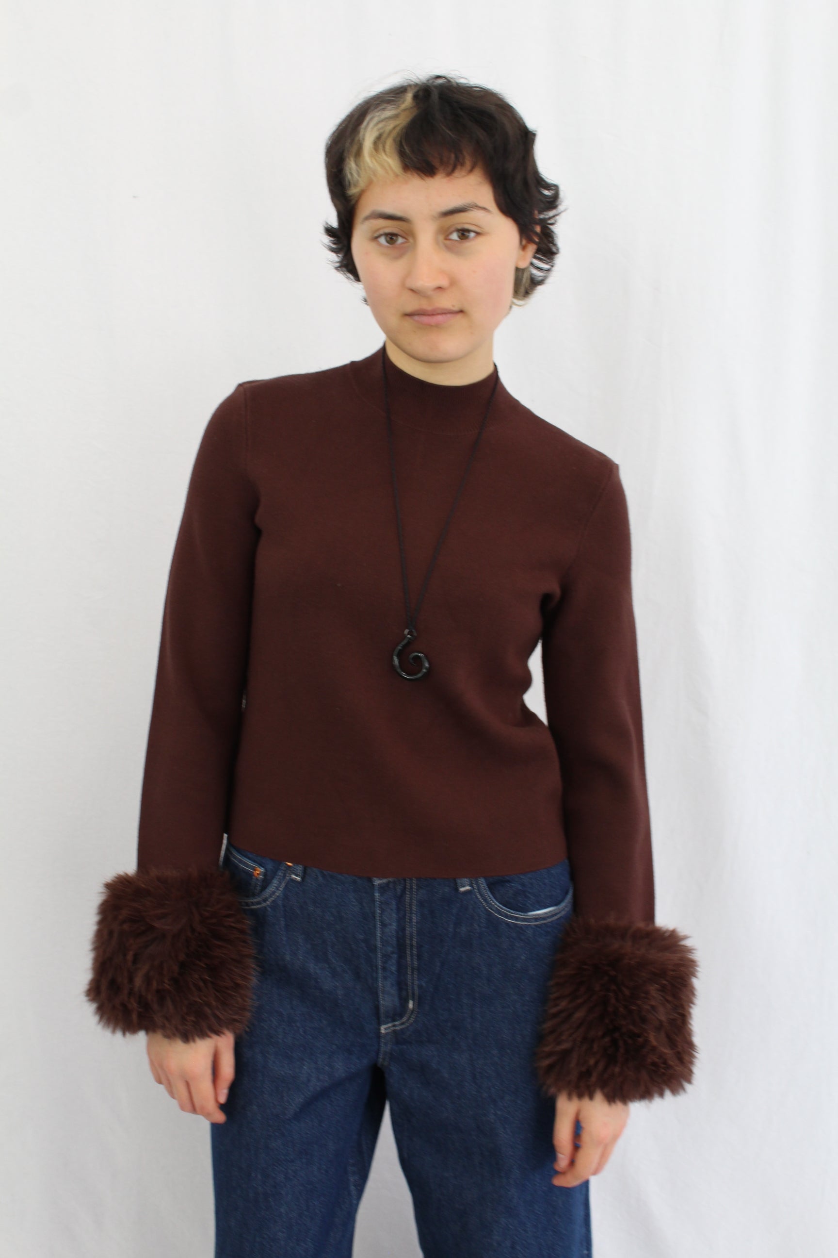 Decjuba - Faux Fur Long Sleeve