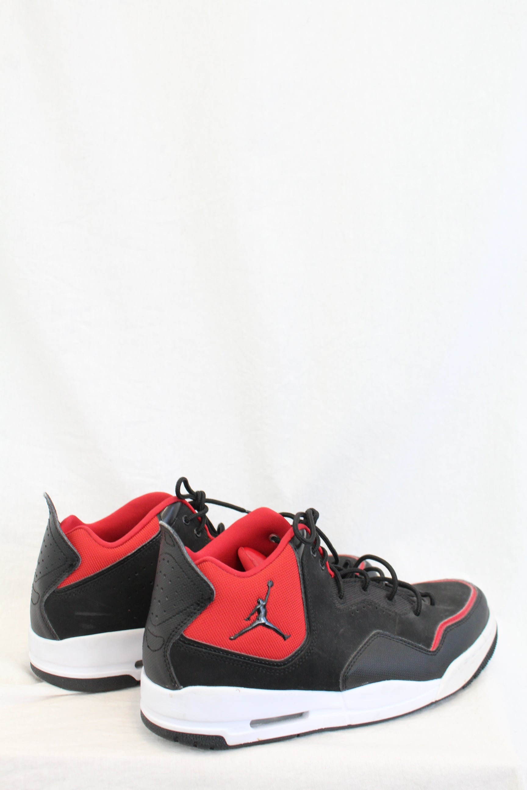 Air Jordan - Courtside Sneaker