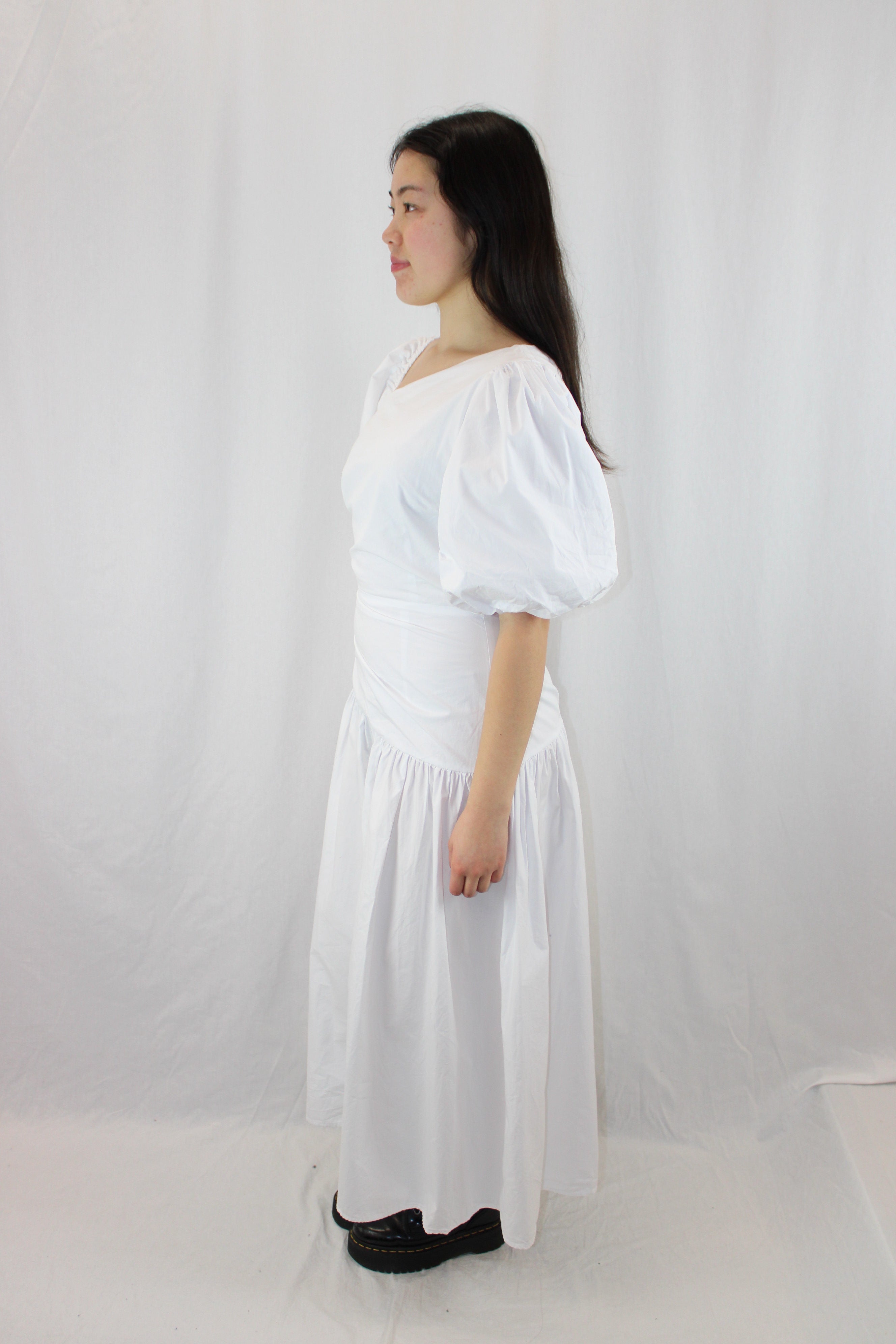 ST MRLO - Joan Midi Dress