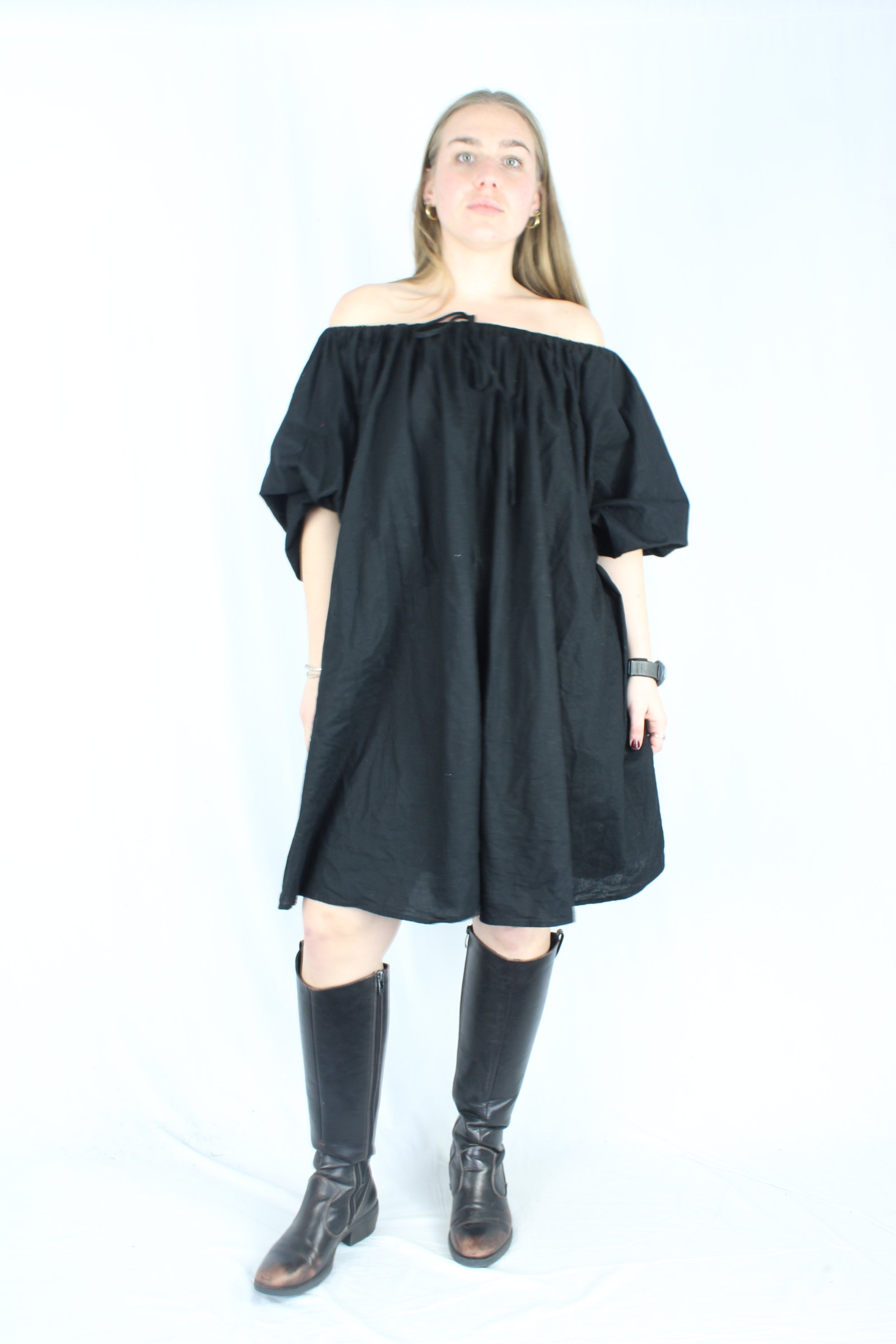 Taatahi Merchants - Hāneanea Mini Dress