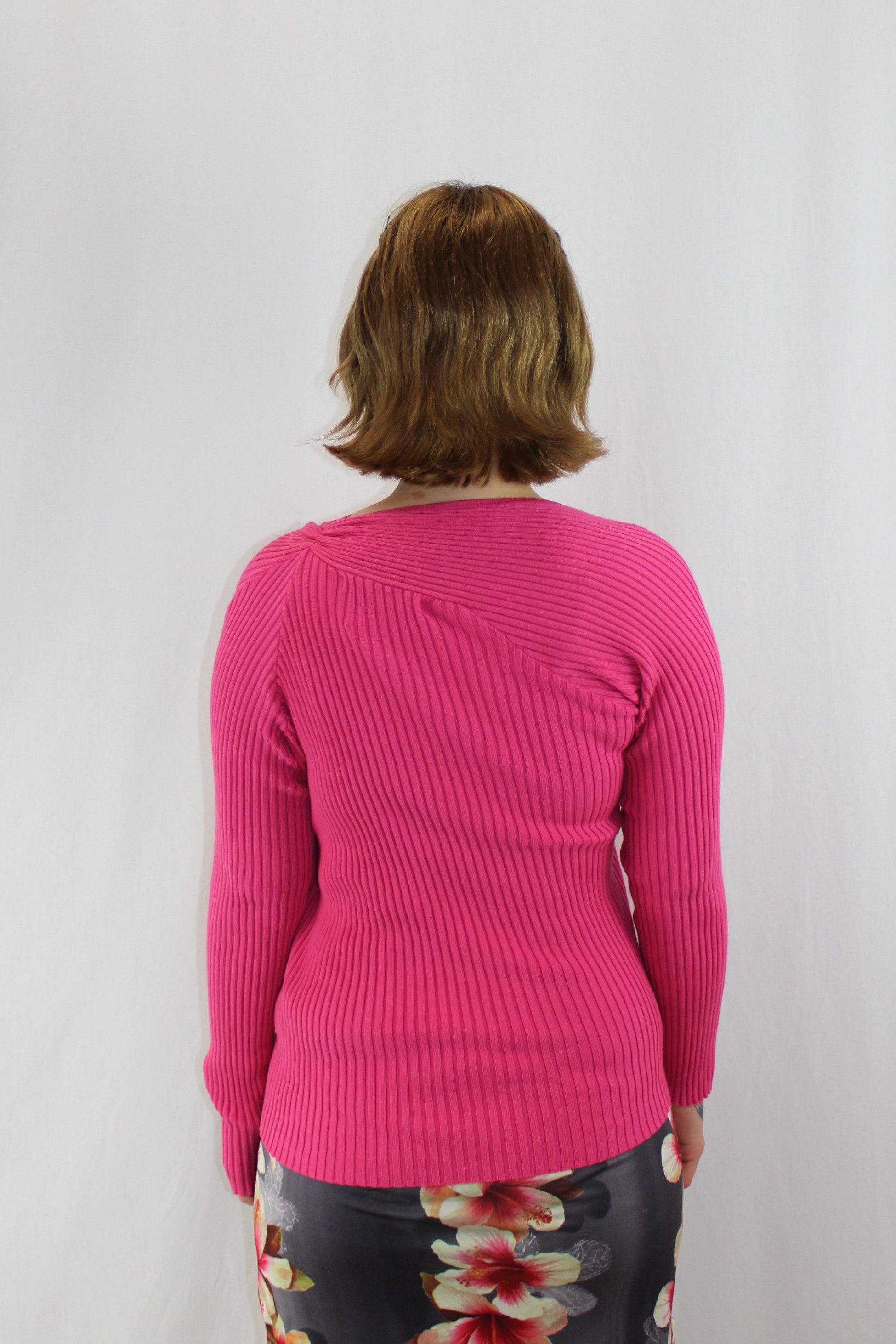 Wynn Hamlyn - Keyhole Knit