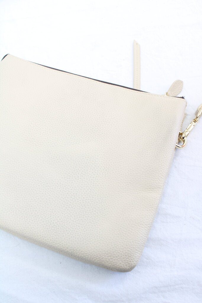 Saben - Slim Crossbody Bag