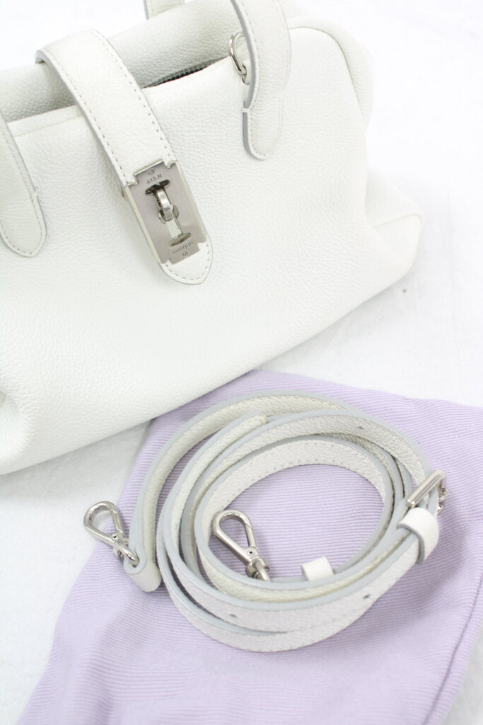 Vunque - Small Leather Duffel Bag