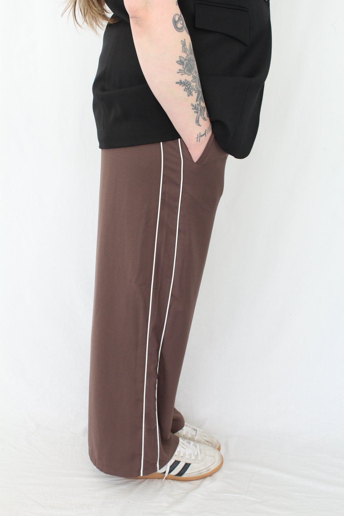 Sportsgirl - Chocecr Pants NWT