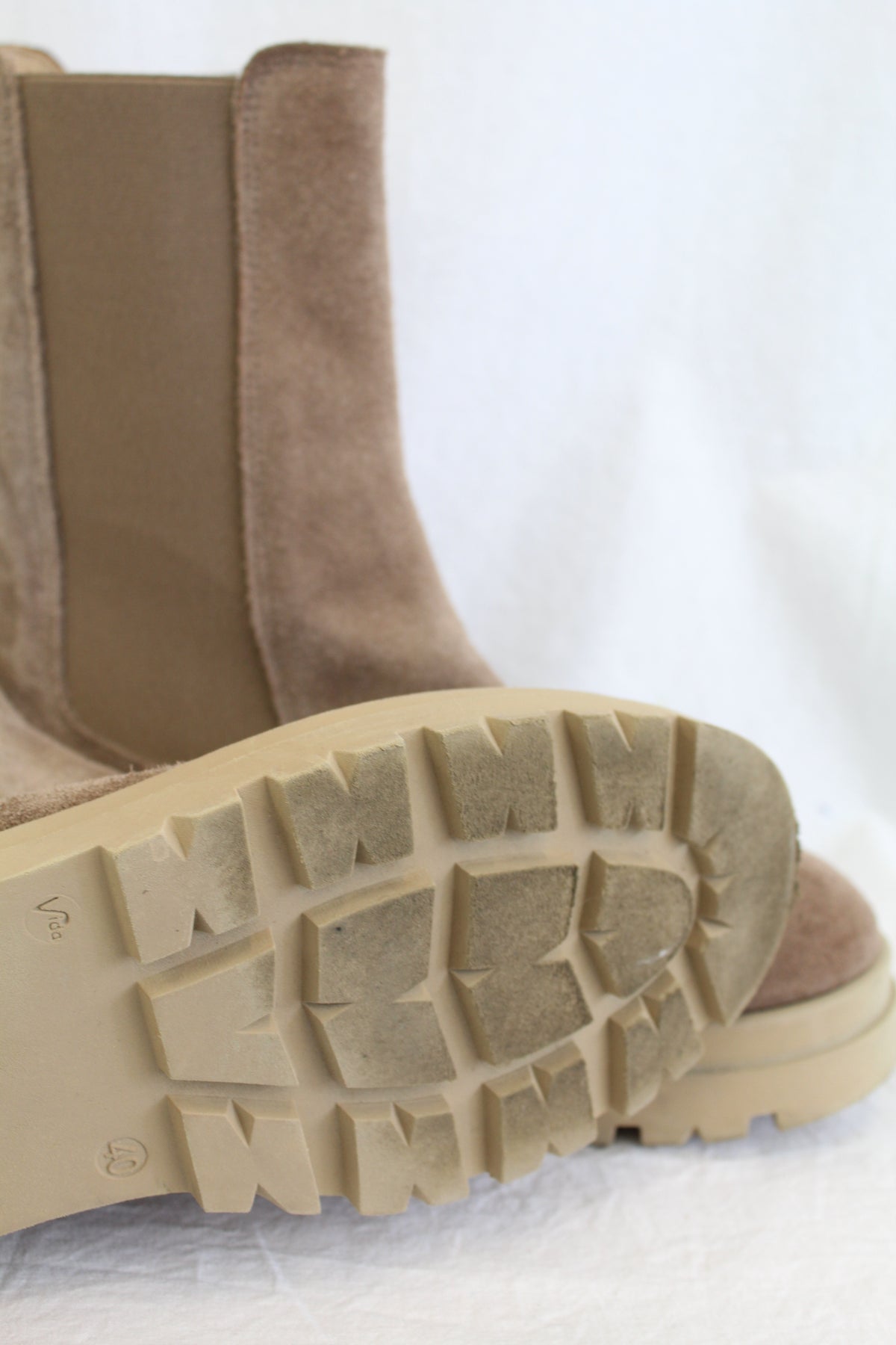 Zoe Kratzmann - Favour Boots
