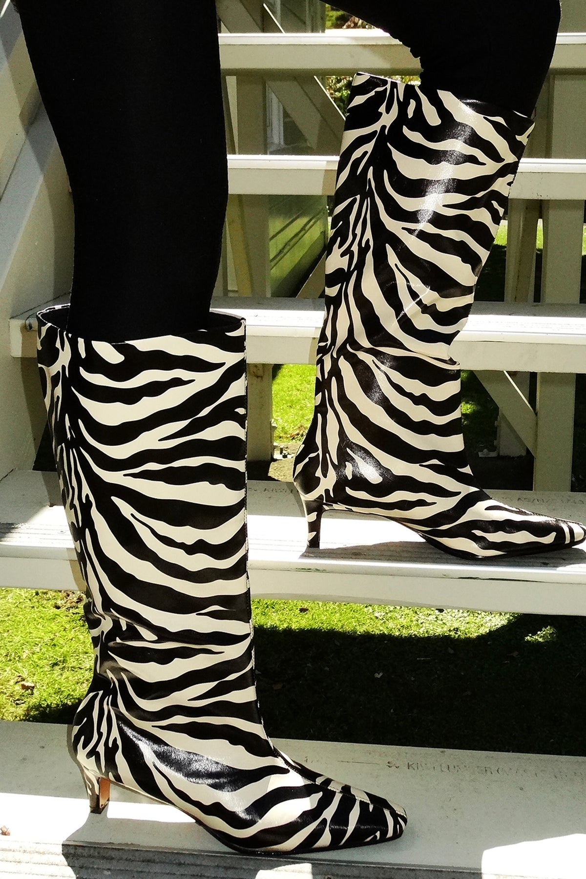 Le Sansa - Knee High Boots