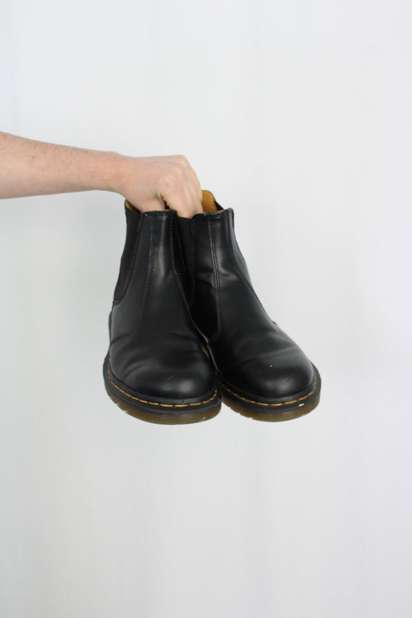 Dr Martens - 2976 Smooth Leather Chelsea Boots