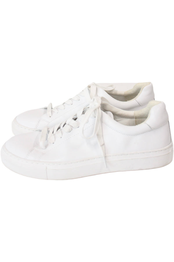 Country Road - Classic White Low Sneakers