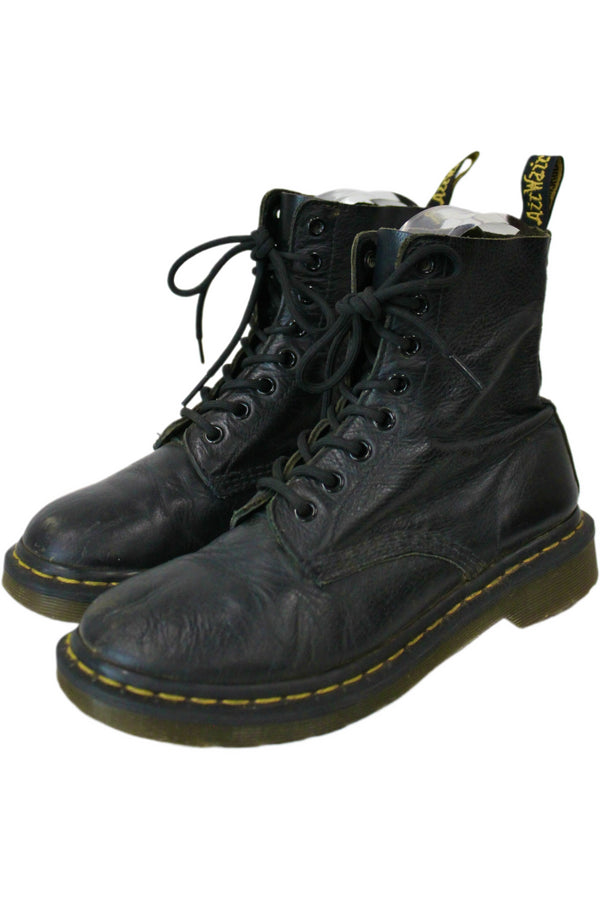 Dr. Martens - Classic 8 Eyelet Boot