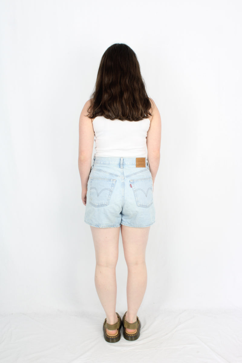 Levi Strauss - High Loose Shorts