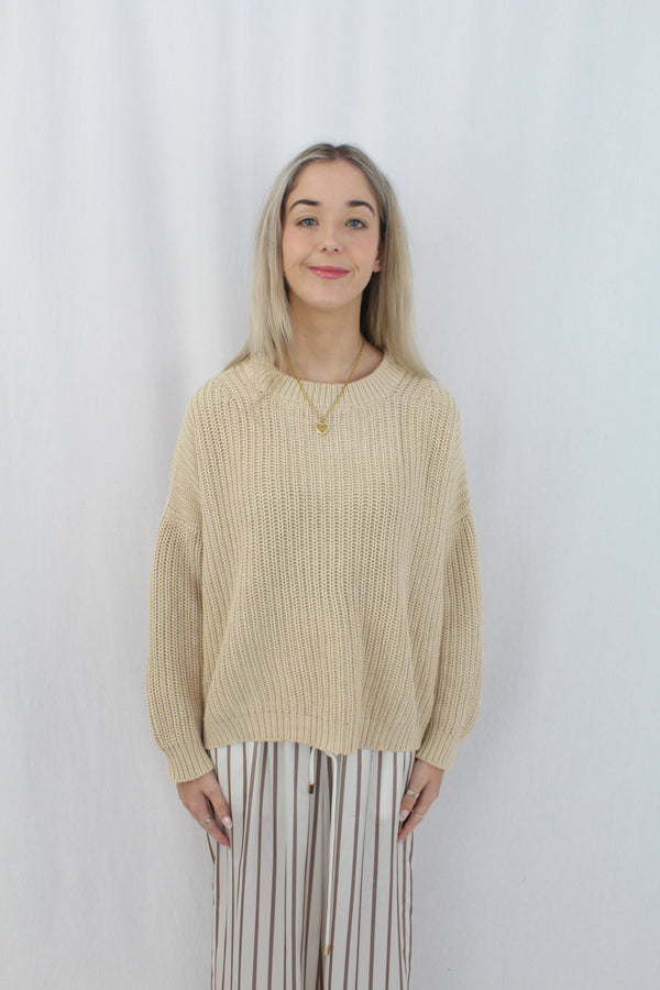 Beiged - Knit Crewneck