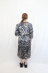 Amaya - Pleated Midi Dress