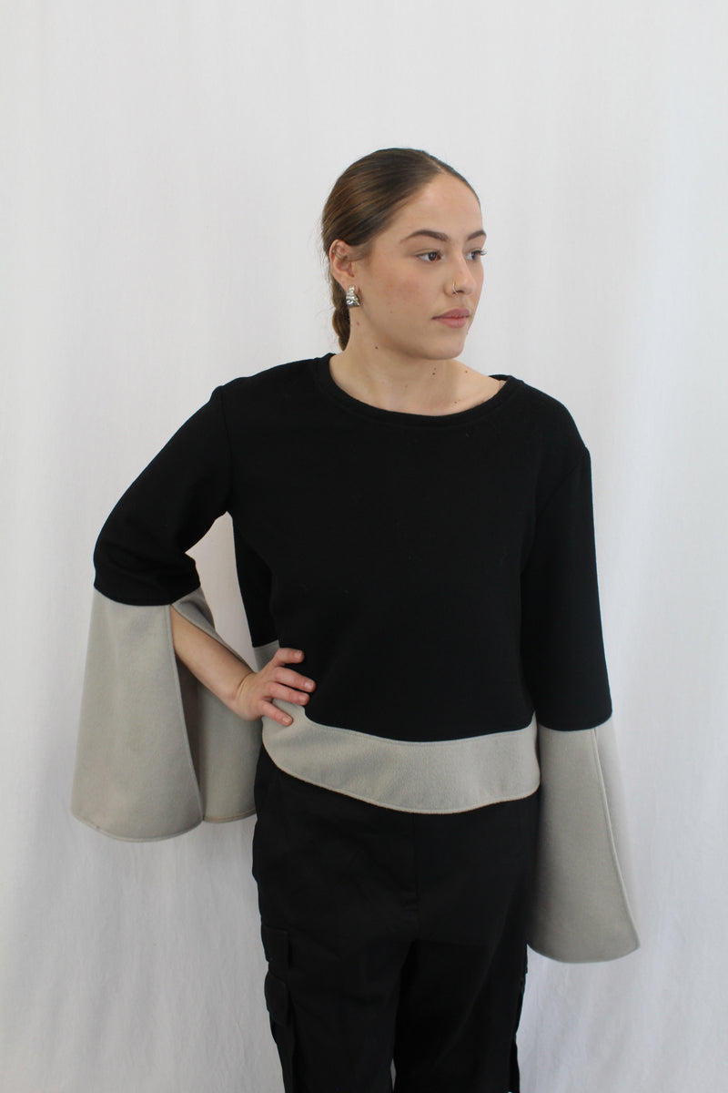 Taylor - Open Sleeve Pullover