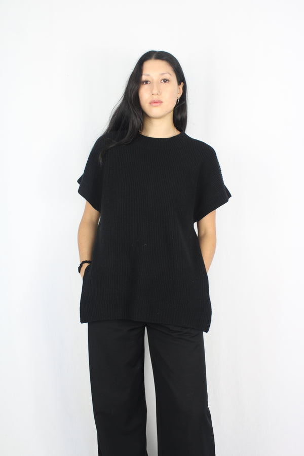 Moochi - Upbeat Knit Vest