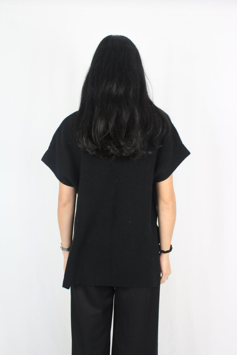 Moochi - Upbeat Knit Vest