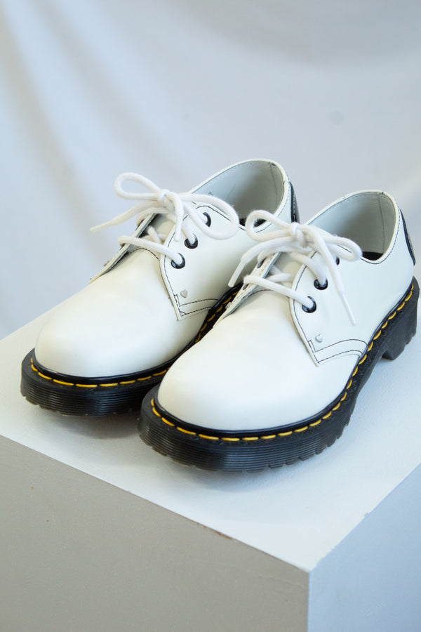 Dr Martens - Heart Low Cut Shoes