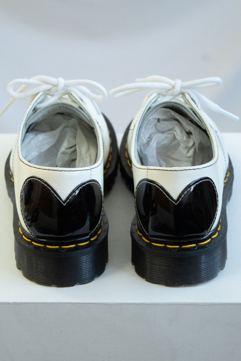 Dr Martens - Heart Low Cut Shoes