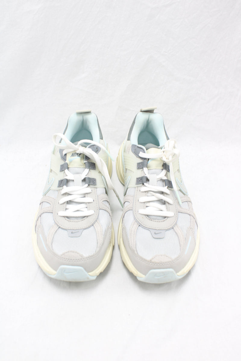 Nike - V2K Run Sneakers