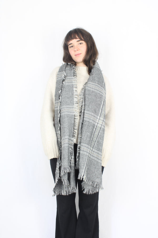 Ruby - Plaid Scarf