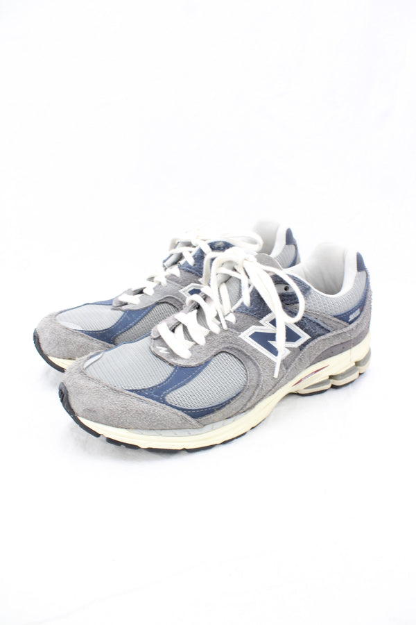 New Balance - 2002R Sneakers