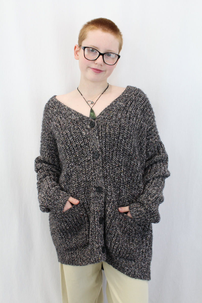 Max - Oversized Cardigan