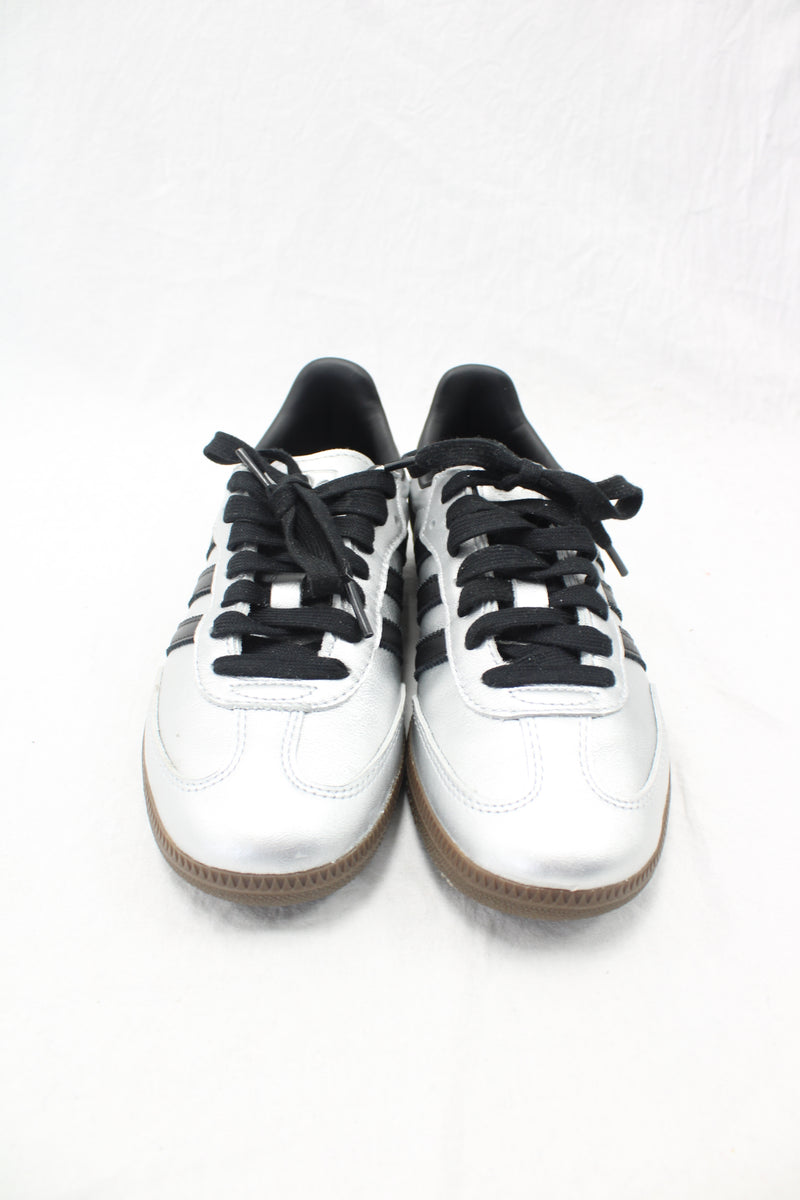 Adidas - Silver Samba Sneakers