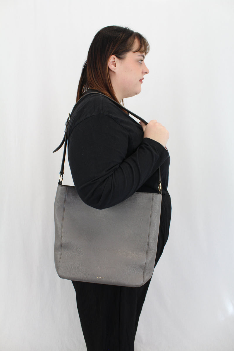 Bally - Leather Bucket Bag