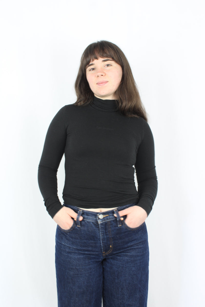 Calvin Klein - Text Logo Turtleneck