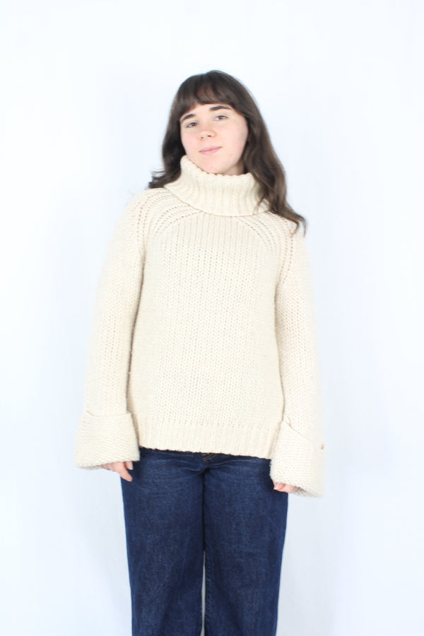 Ruby - Chunky Knit Turtleneck