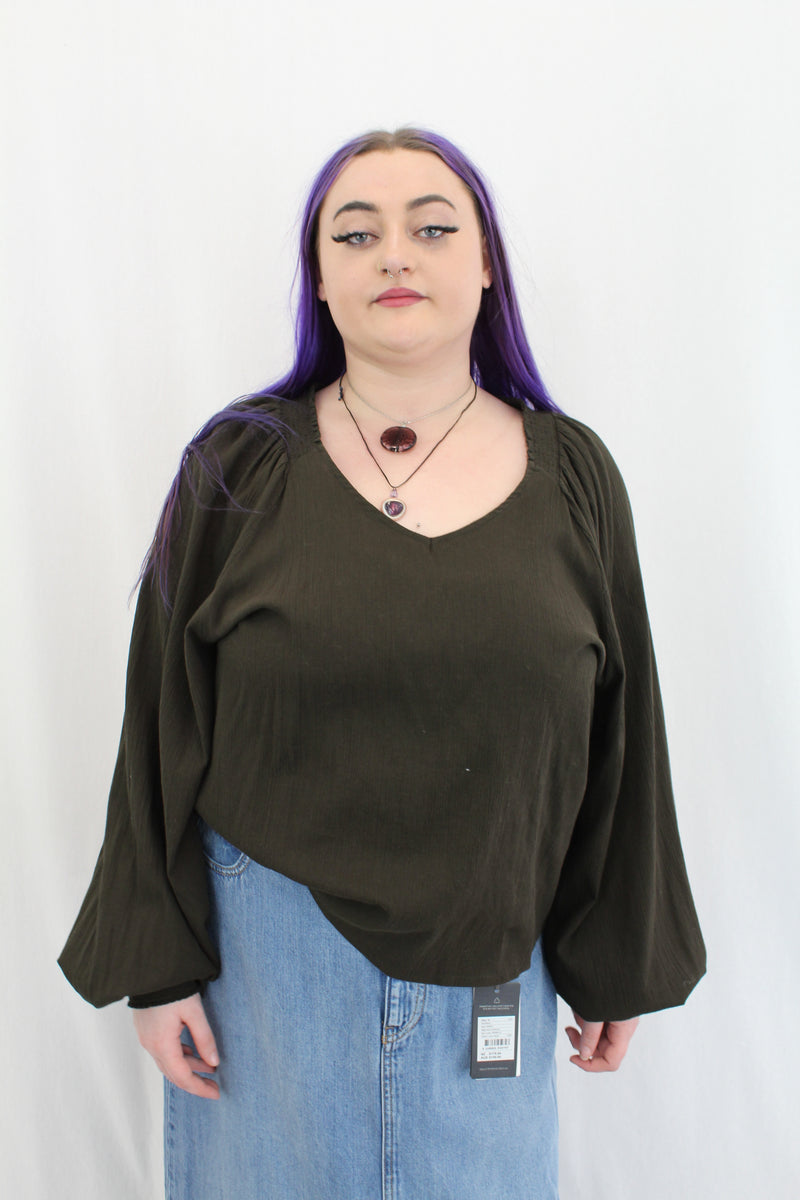Max - 'Eliza Shirred Detail Top' NWT